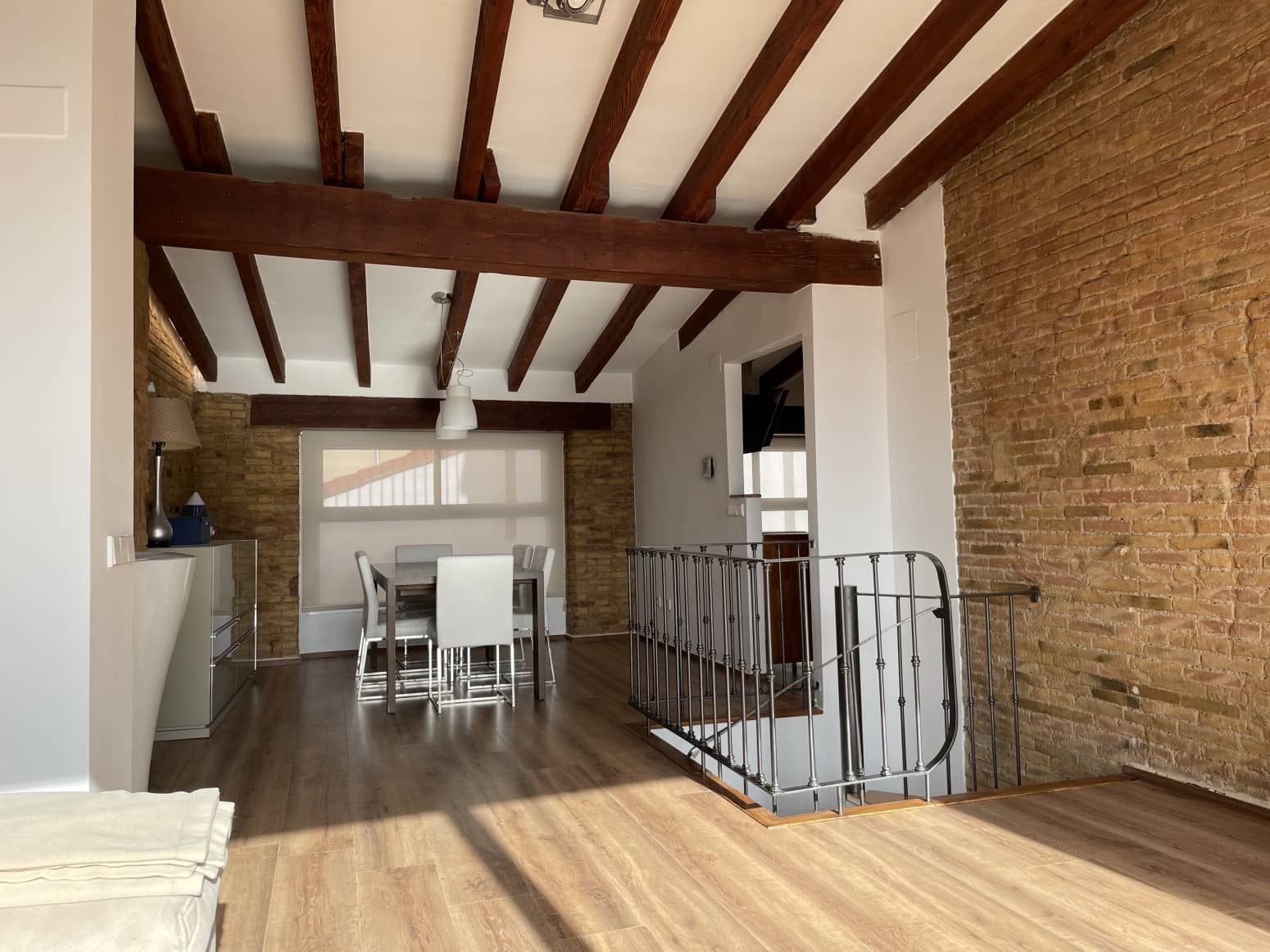 2 quarto Apartamento para arrendar em Valencia cidade - 2 500 € (Ref: 9468830)