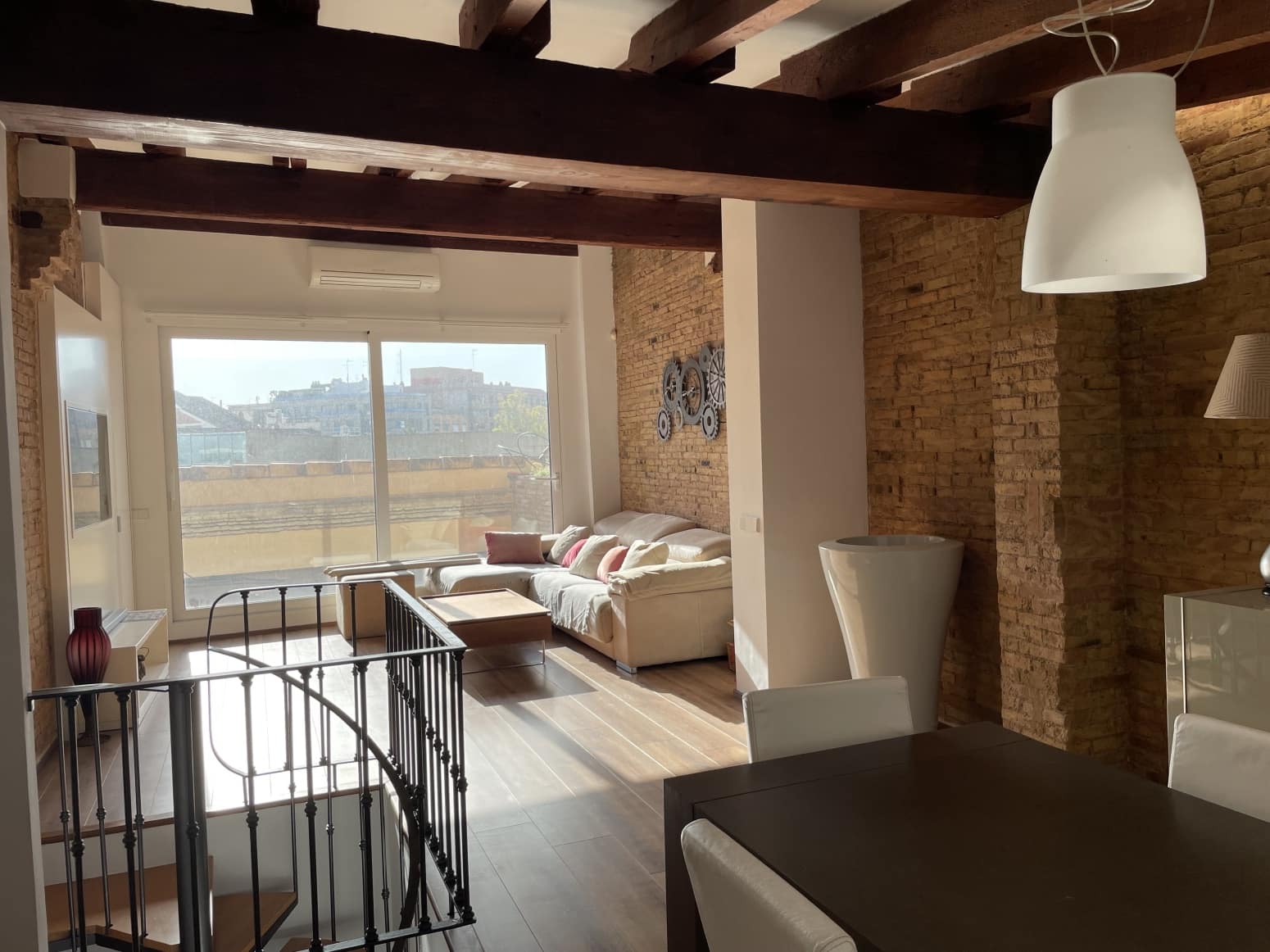 2 quarto Apartamento para arrendar em Valencia cidade - 2 500 € (Ref: 9468830)