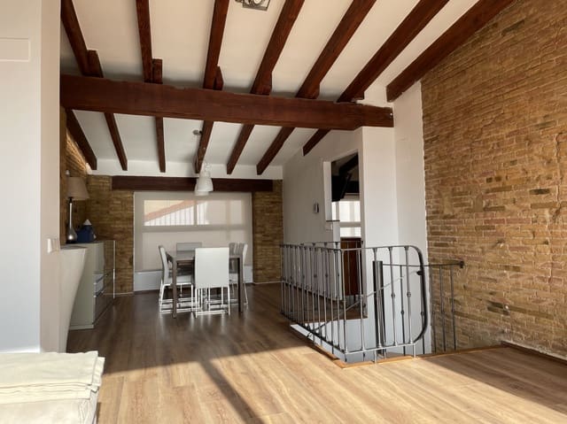 2 quarto Apartamento para arrendar em El Pilar, Valência cidade - 2 500 € (Ref: 9468830)