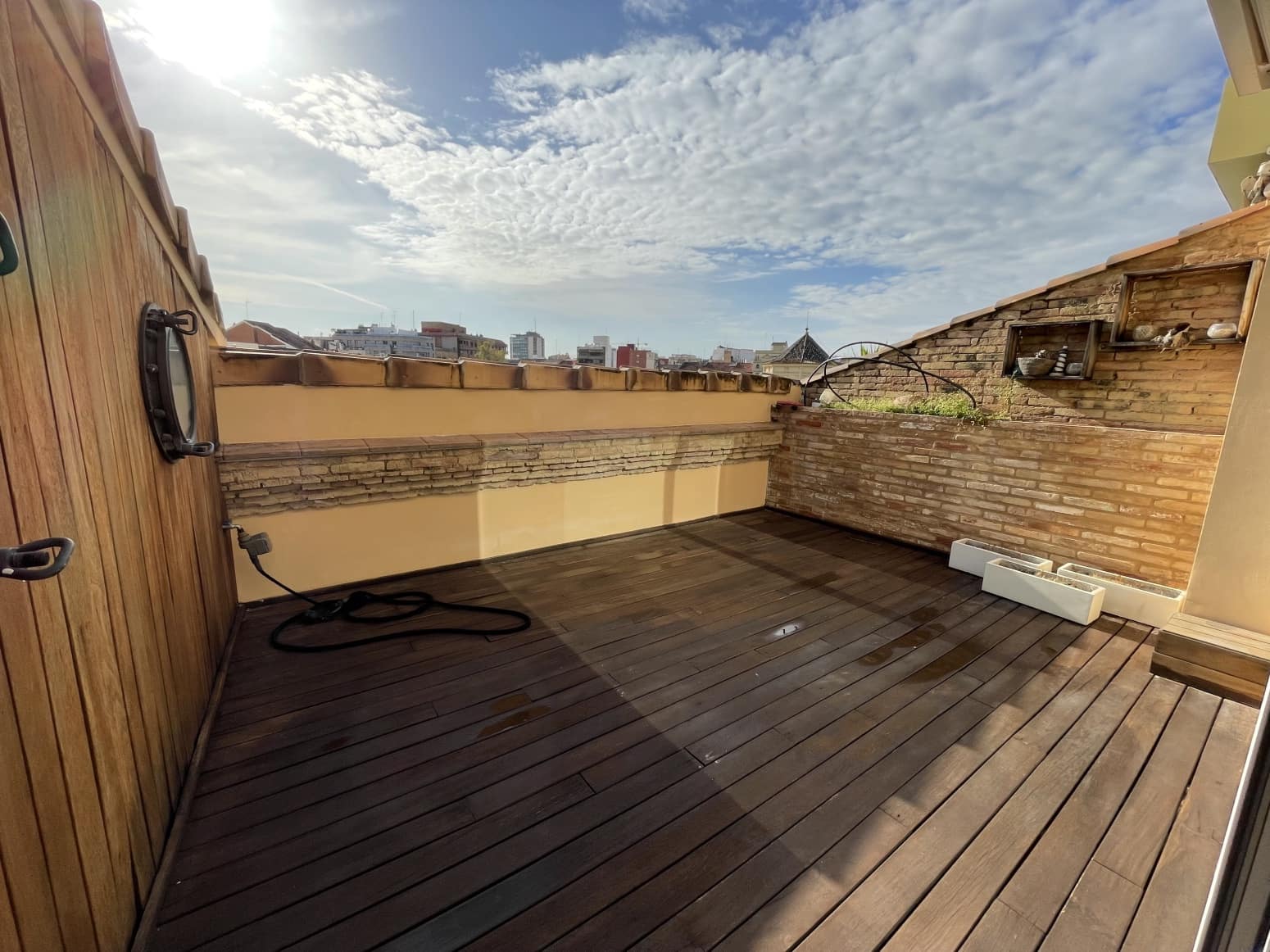 2 quarto Apartamento para arrendar em Valencia cidade - 2 500 € (Ref: 9468830)