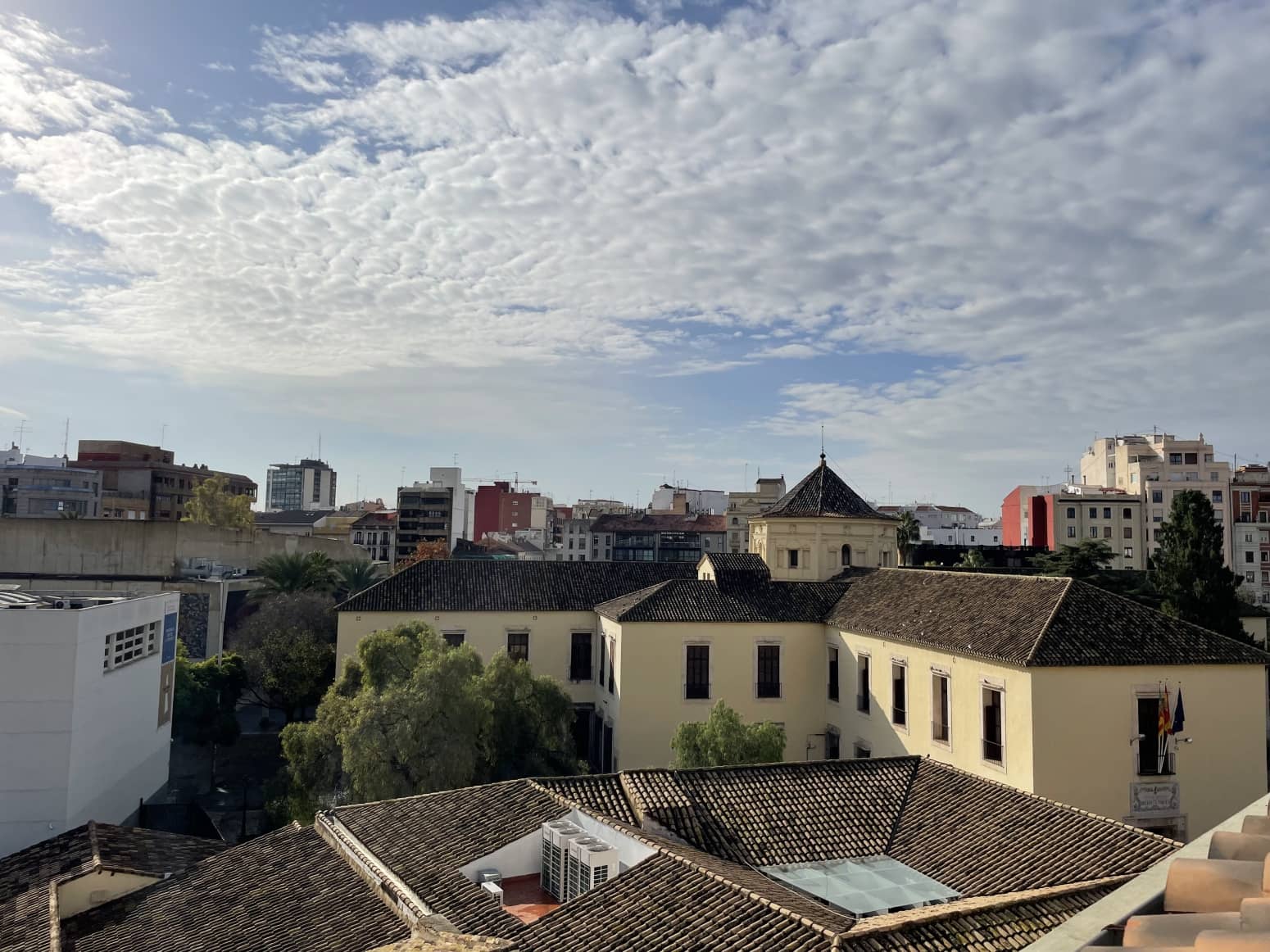 2 quarto Apartamento para arrendar em Valencia cidade - 2 500 € (Ref: 9468830)