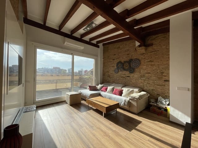 2 quarto Apartamento para arrendar em El Pilar, Valência cidade - 2 500 € (Ref: 9468830)