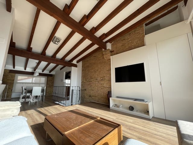 2 quarto Apartamento para arrendar em El Pilar, Valência cidade - 2 500 € (Ref: 9468830)