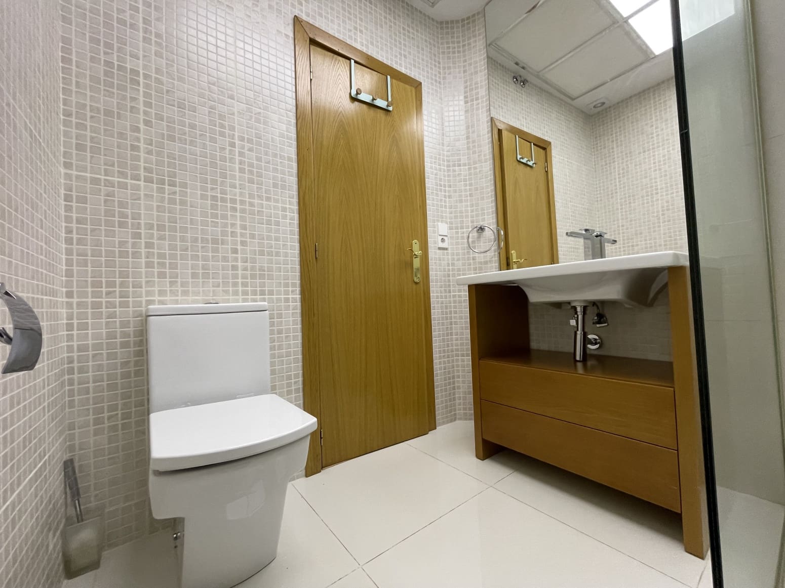 2 quarto Apartamento para arrendar em Valencia cidade - 2 500 € (Ref: 9468830)