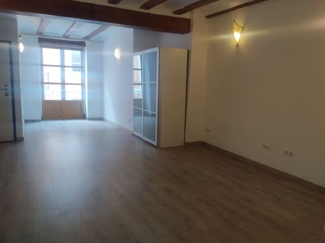 Appartement de 1 chambre à louer à El Carme, Valence ville - 875 € (Ref: 9544036)