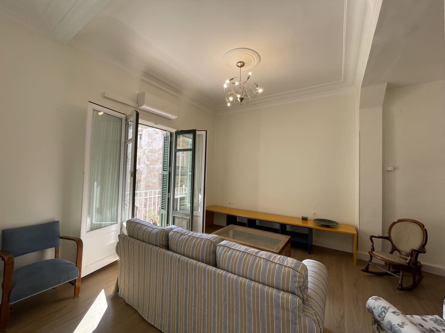 4 bedroom Flat for rent in Valencia city - € 2,600 (Ref: 9709148)