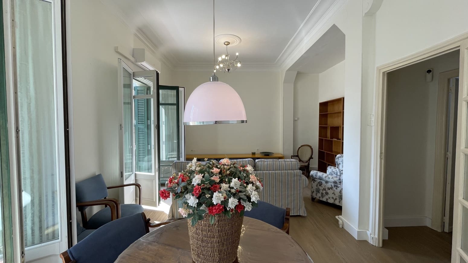 4 bedroom Flat for rent in Valencia city - € 2,600 (Ref: 9709148)