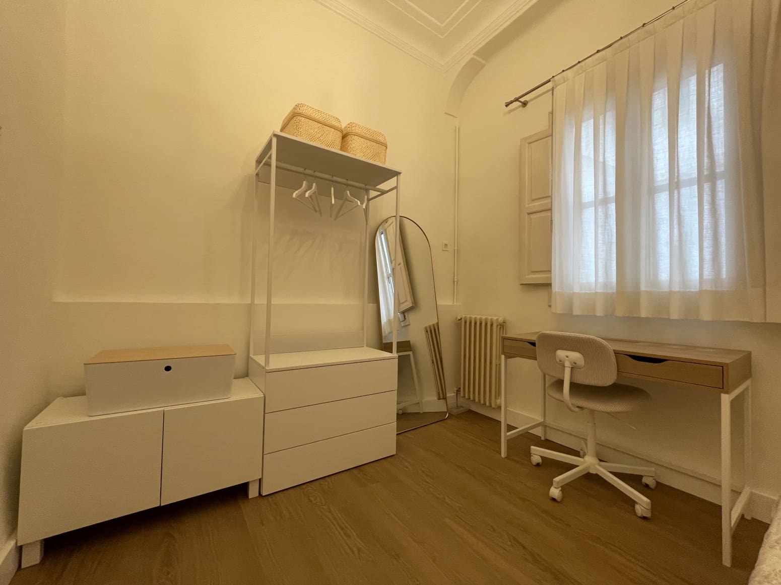 4 bedroom Flat for rent in Valencia city - € 2,600 (Ref: 9709148)