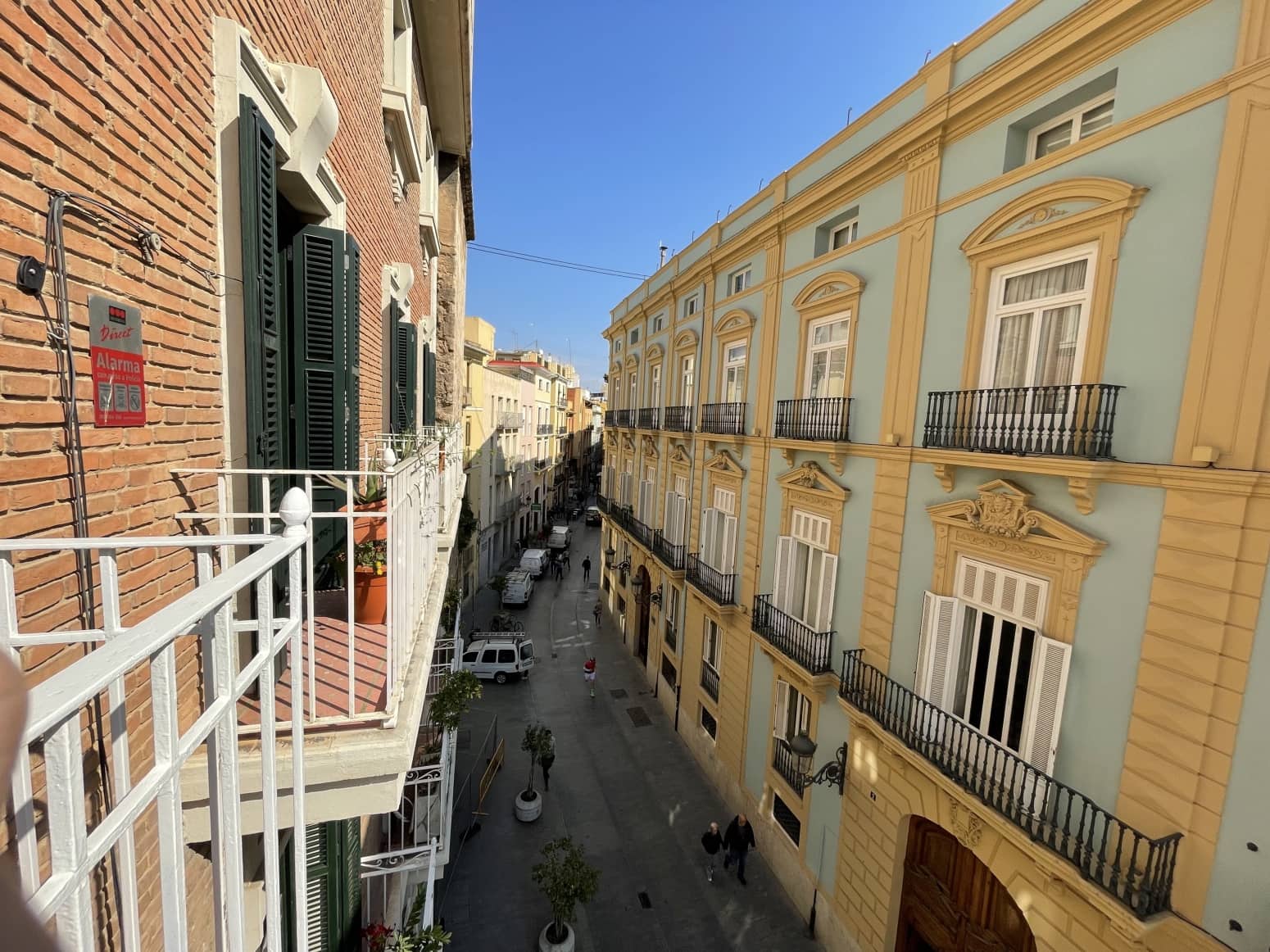 4 bedroom Flat for rent in Valencia city - € 2,600 (Ref: 9709148)