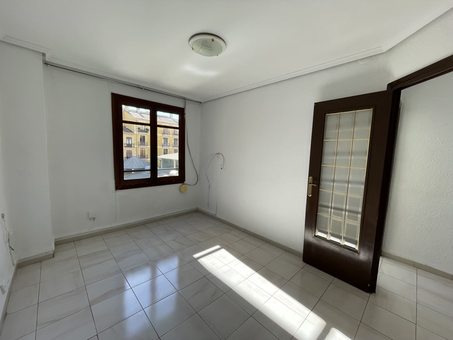 3 slaapkamer Flat te koop in Valencia stad - € 275.000 (Ref: 9775922)