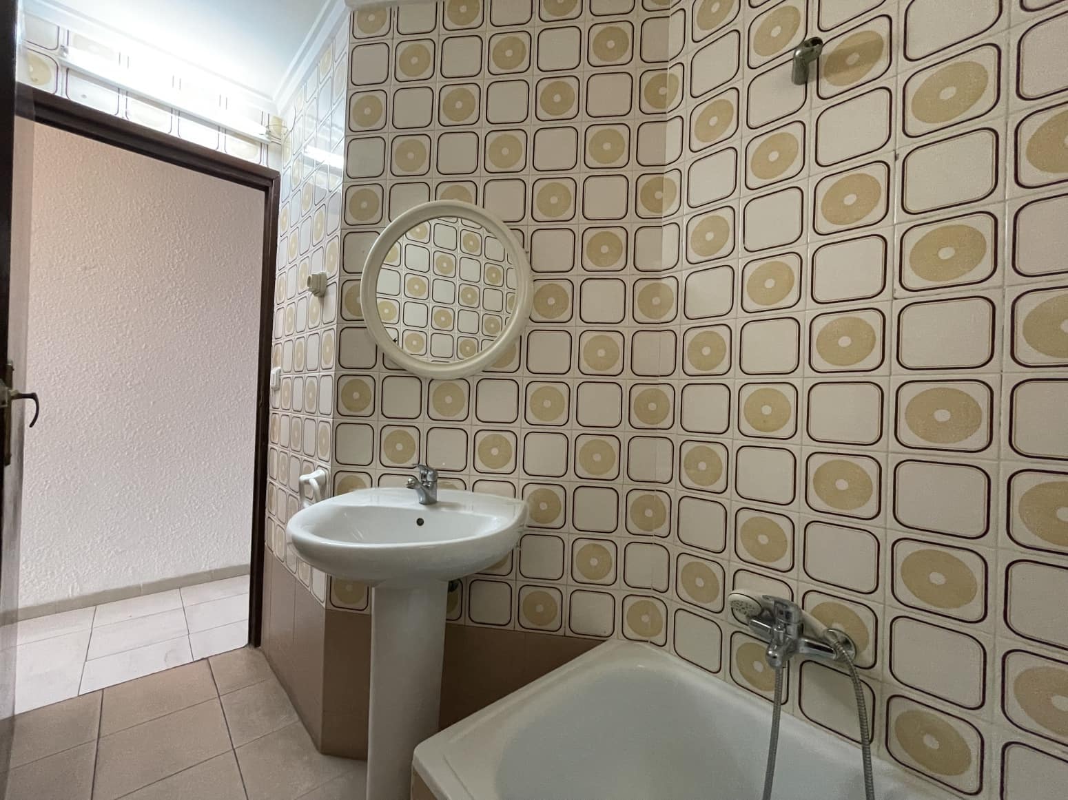 3 slaapkamer Flat te koop in Valencia stad - € 275.000 (Ref: 9775922)