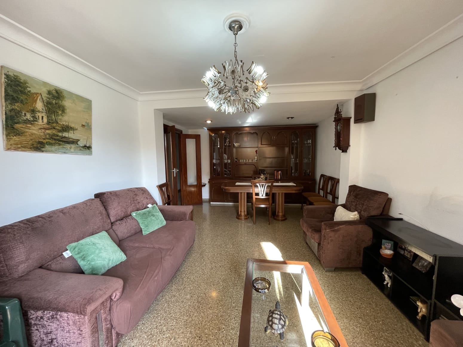 Piso de 4 habitaciones en València ciudad en venta - 350.000 € (Ref: 9830373)