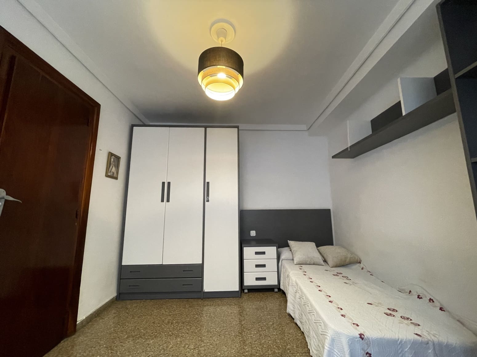 Piso de 4 habitaciones en València ciudad en venta - 350.000 € (Ref: 9830373)