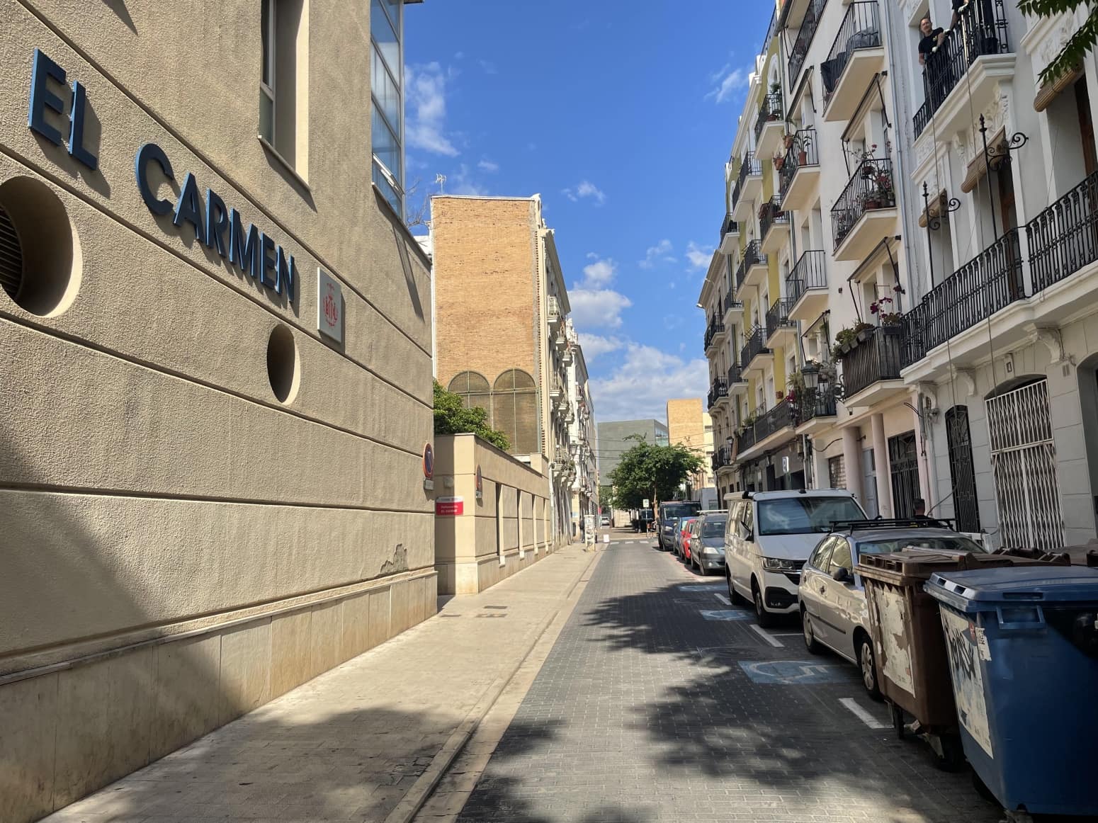Piso de 4 habitaciones en València ciudad en venta - 350.000 € (Ref: 9830373)