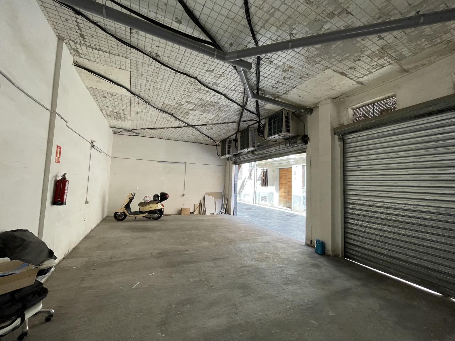 Kommersiell til salgs i Valencia by med garasje - € 600 000 (Ref: 9847586)