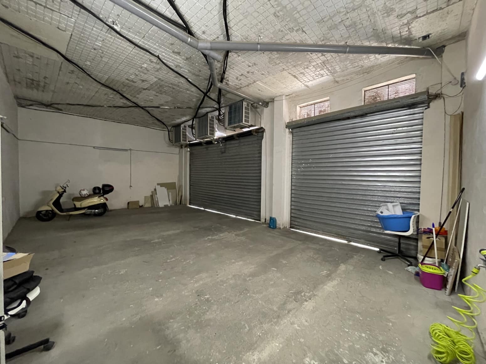 Kommersiell til salgs i Valencia by med garasje - € 600 000 (Ref: 9847586)