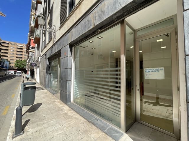 Kommersiell til salgs i El Pilar, Valencia by med garasje - € 600 000 (Ref: 9847586)