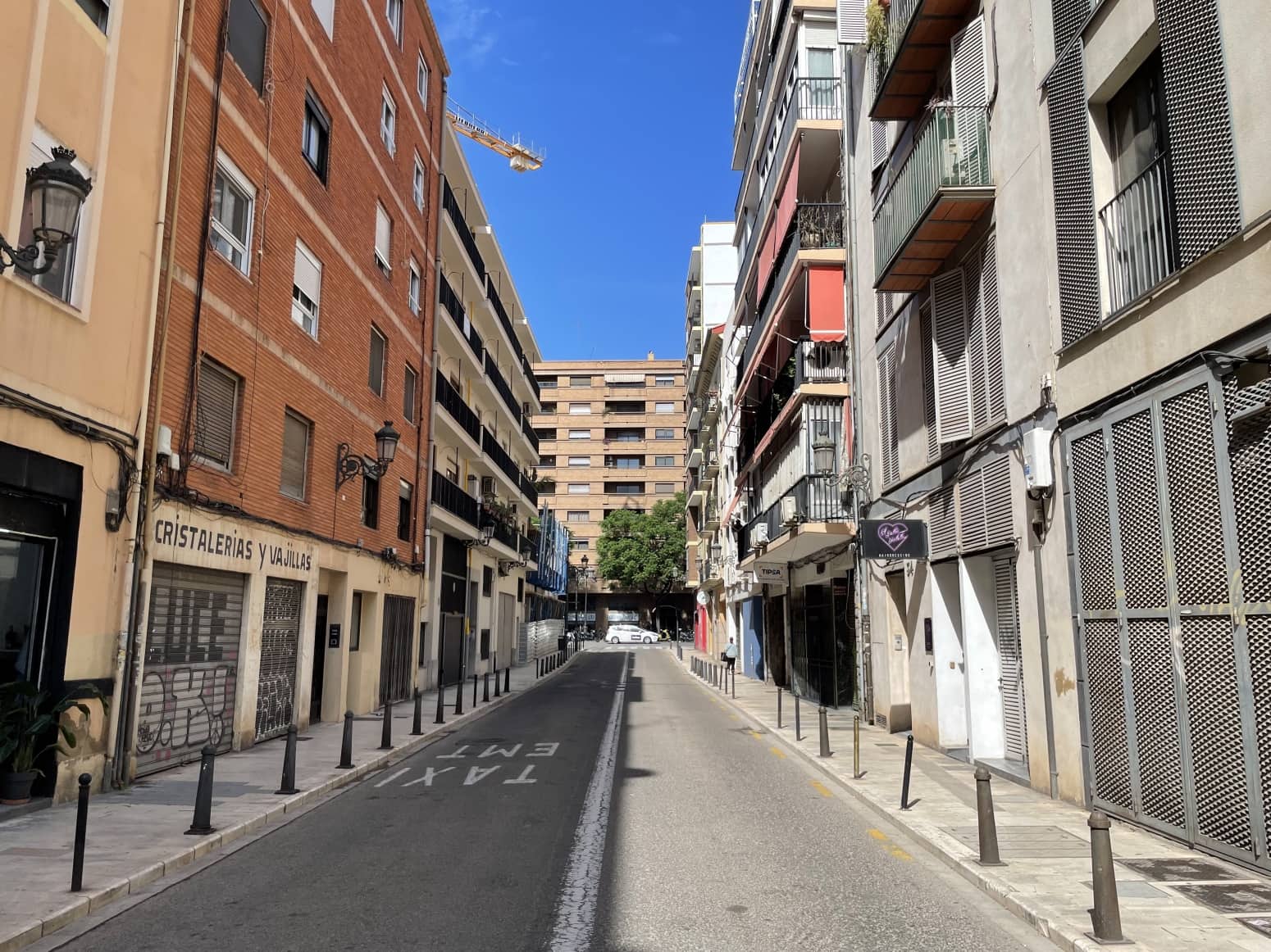 Kommersiell til salgs i Valencia by med garasje - € 600 000 (Ref: 9847586)