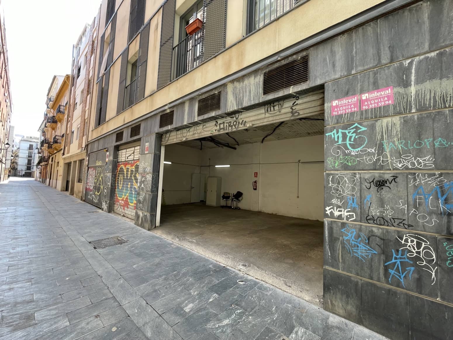 Kommersiell til salgs i Valencia by med garasje - € 600 000 (Ref: 9847586)
