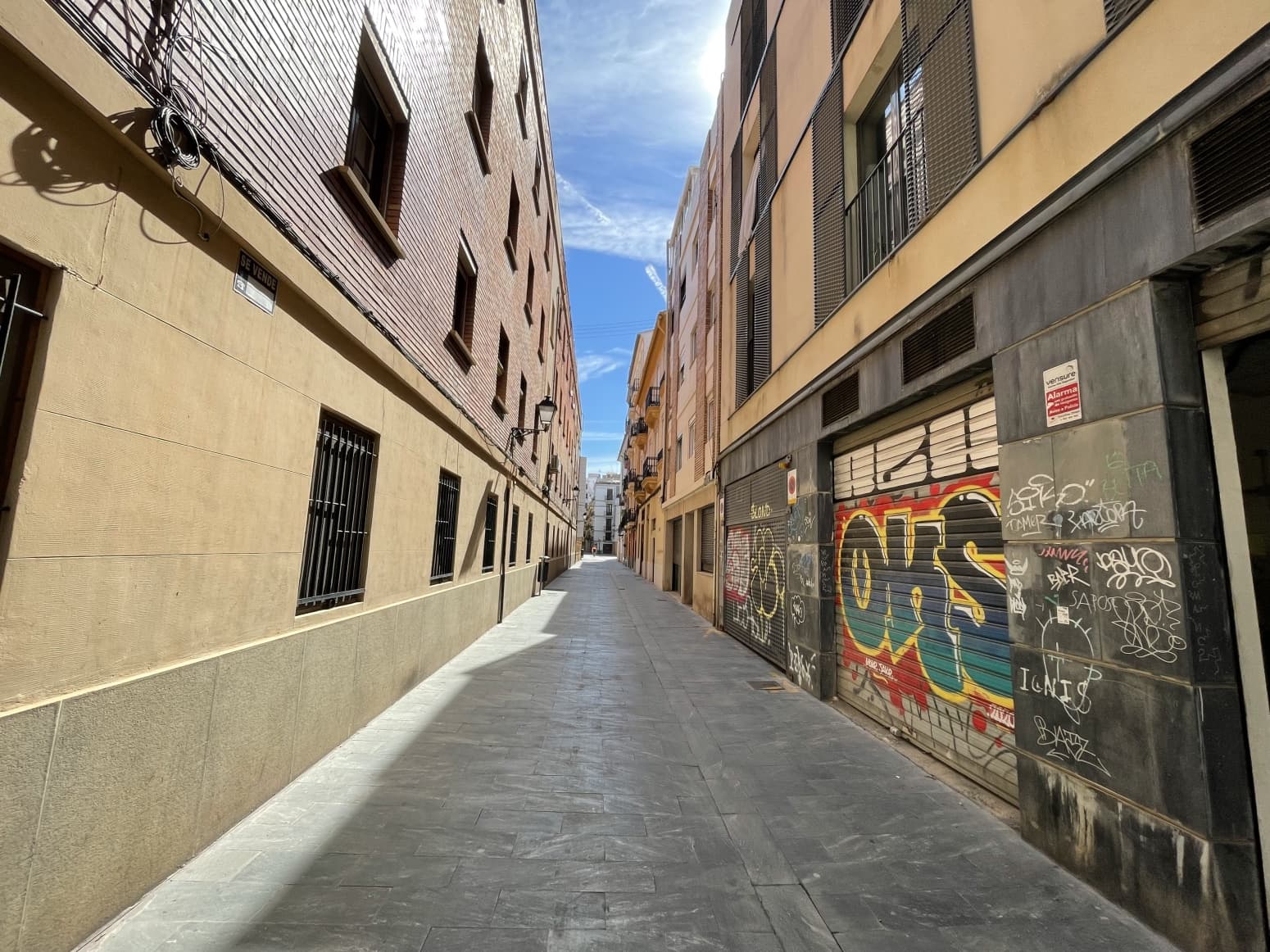 Kommersiell til salgs i Valencia by med garasje - € 600 000 (Ref: 9847586)