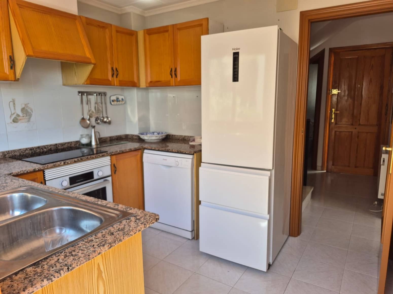 Villa/Maison de 4 chambres à louer à Cullera avec piscine garage - 2 300 € (Ref: 9873848)