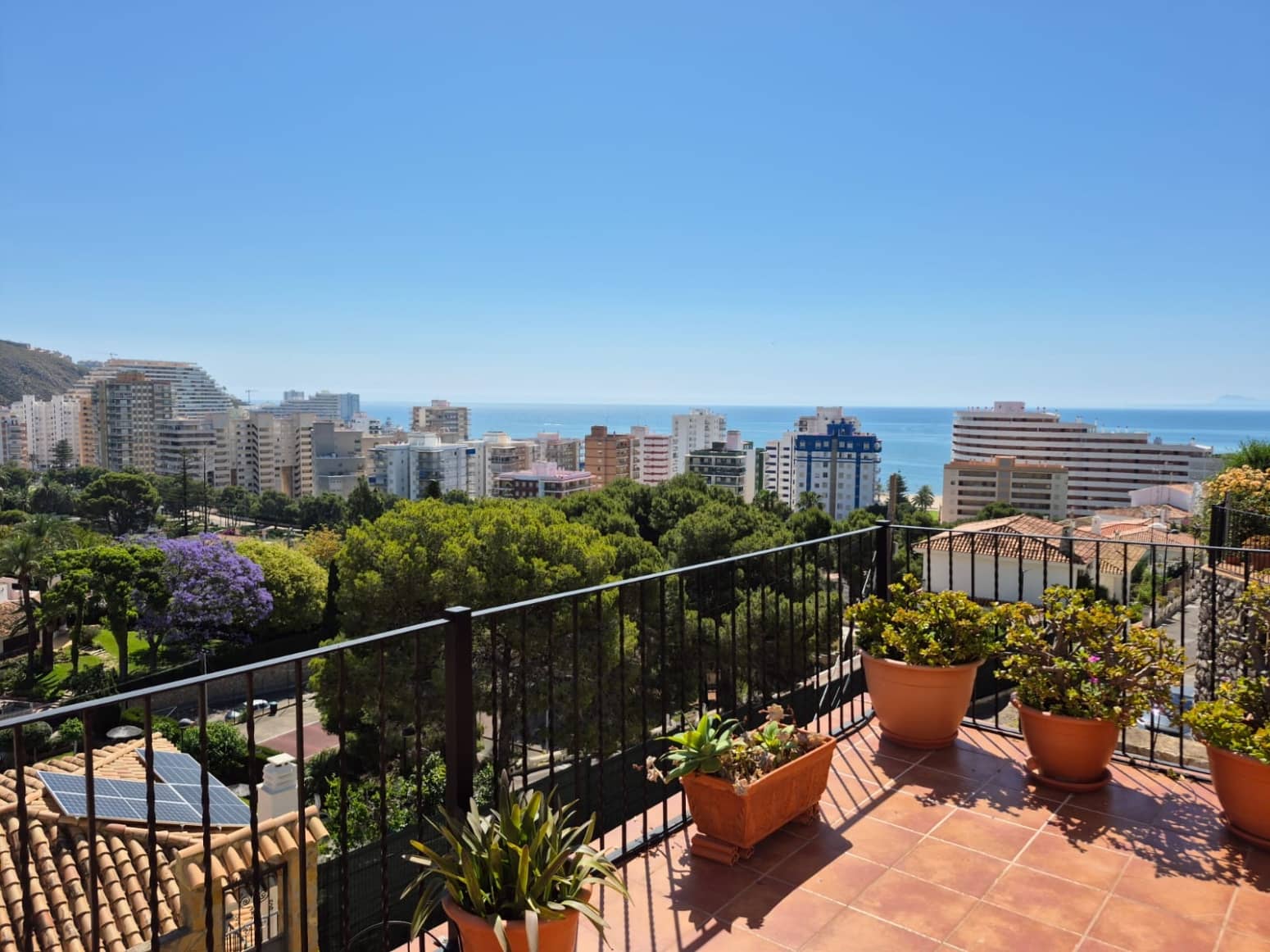 Villa/Maison de 4 chambres à louer à Cullera avec piscine garage - 2 300 € (Ref: 9873848)