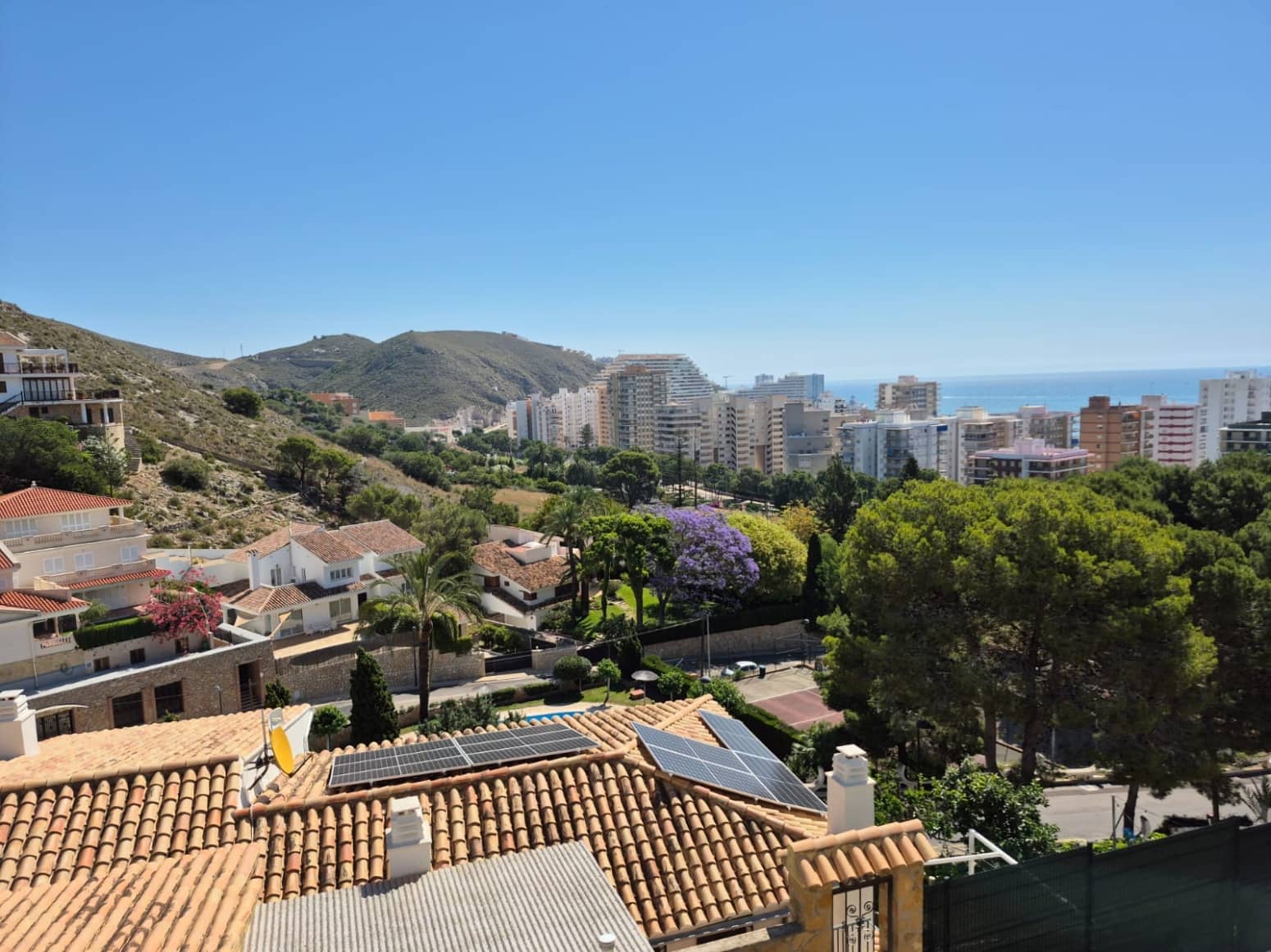 Villa/Maison de 4 chambres à louer à Cullera avec piscine garage - 2 300 € (Ref: 9873848)