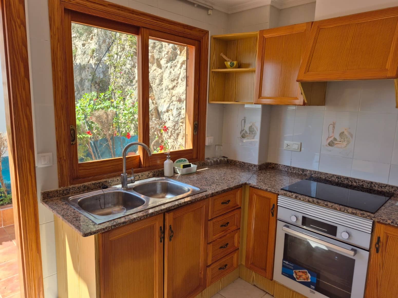 Villa/Maison de 4 chambres à louer à Cullera avec piscine garage - 2 300 € (Ref: 9873848)