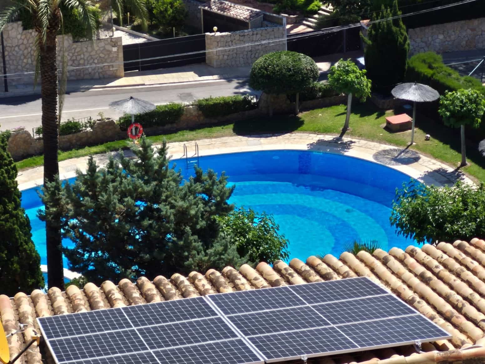Villa/Maison de 4 chambres à louer à Cullera avec piscine garage - 2 300 € (Ref: 9873848)