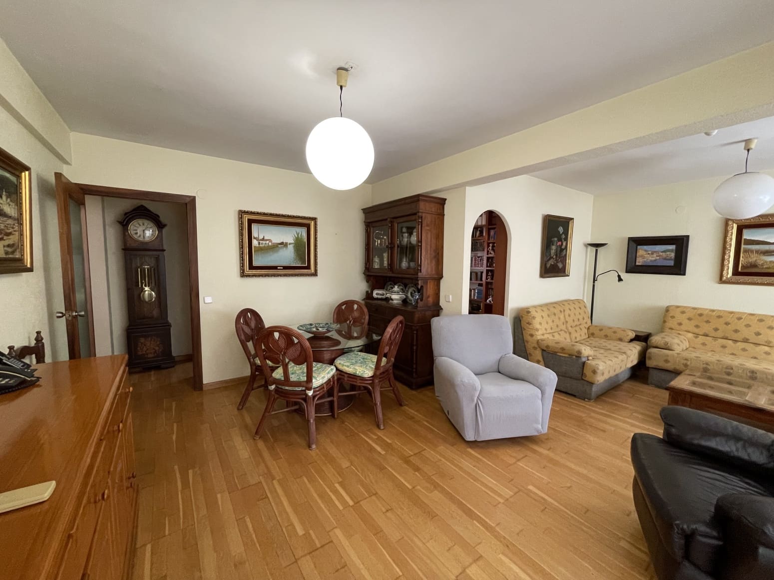 3 soveværelse Lejlighed til salg i Valencia by - € 375.000 (Ref: 9976526)