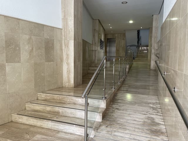 3 soveværelse Lejlighed til salg i Trinitat, Valencia by - € 375.000 (Ref: 9976526)