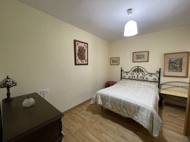 3 soveværelse Lejlighed til salg i Trinitat, Valencia by - € 375.000 (Ref: 9976526)