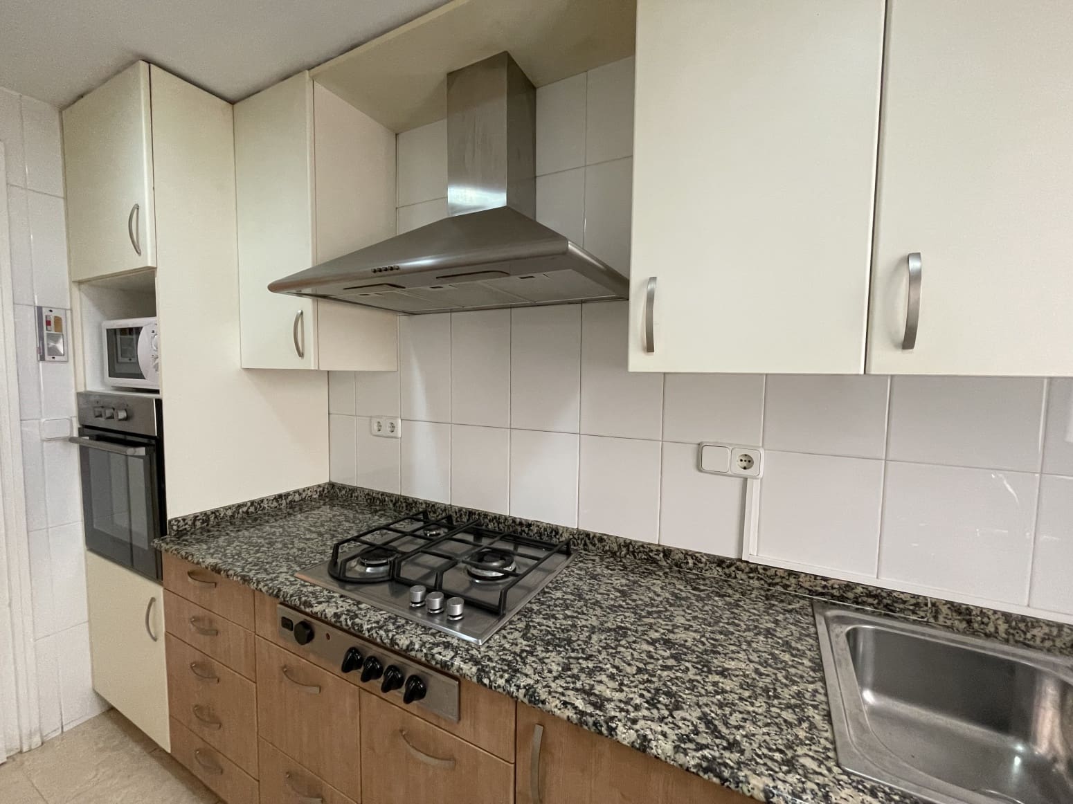 3 soveværelse Lejlighed til salg i Valencia by - € 375.000 (Ref: 9976526)