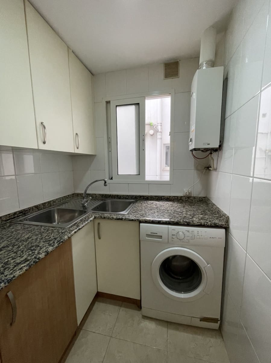 3 slaapkamer Flat te koop in Valencia stad - € 355.000 (Ref: 9976526)