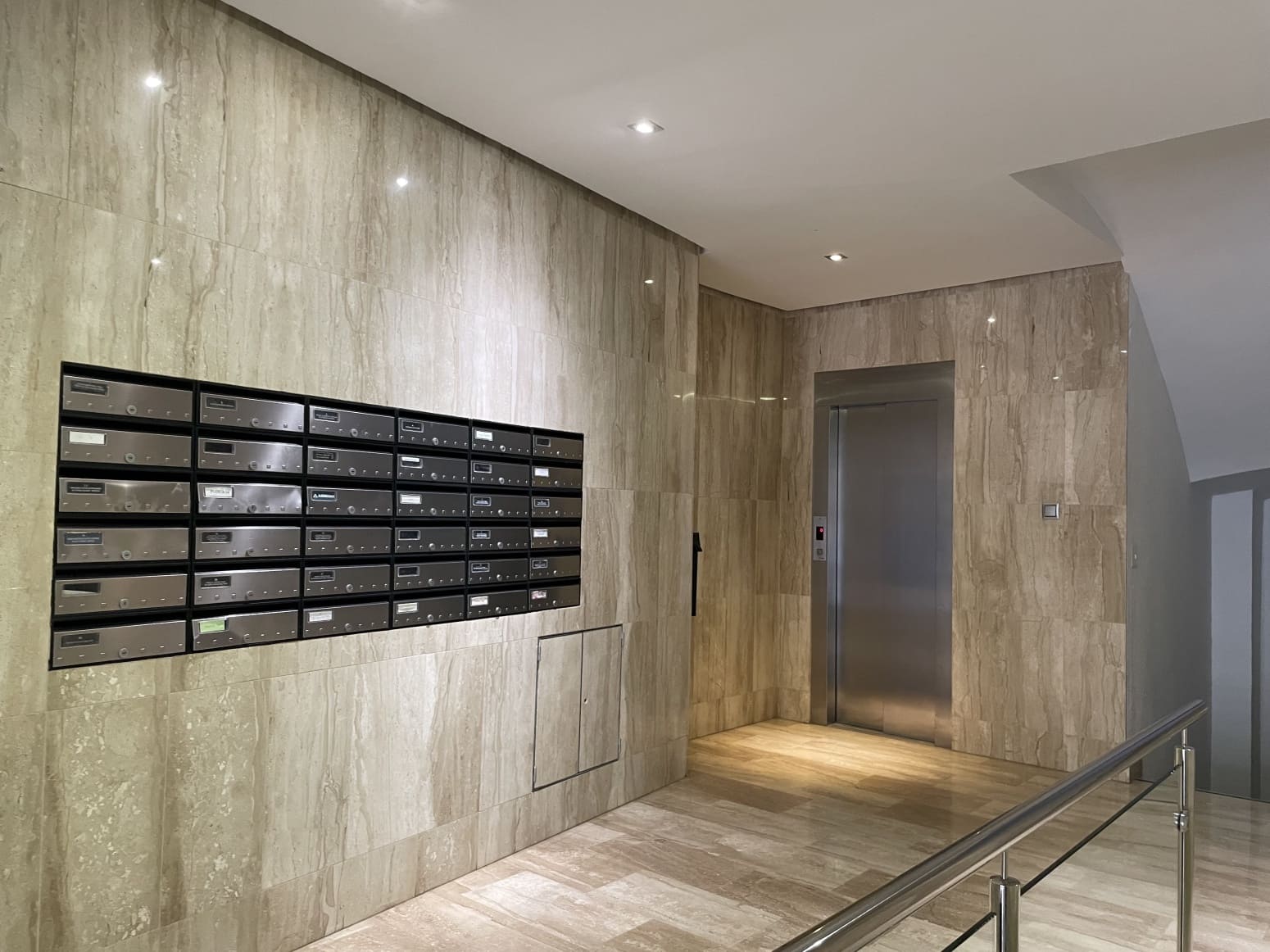 3 slaapkamer Flat te koop in Valencia stad - € 355.000 (Ref: 9976526)
