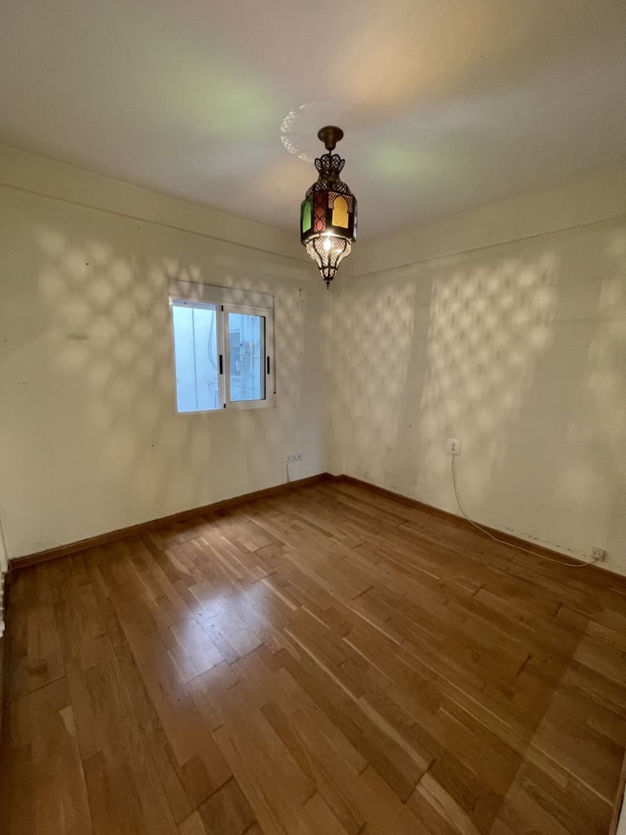 3 slaapkamer Flat te koop in Valencia stad - € 355.000 (Ref: 9976526)