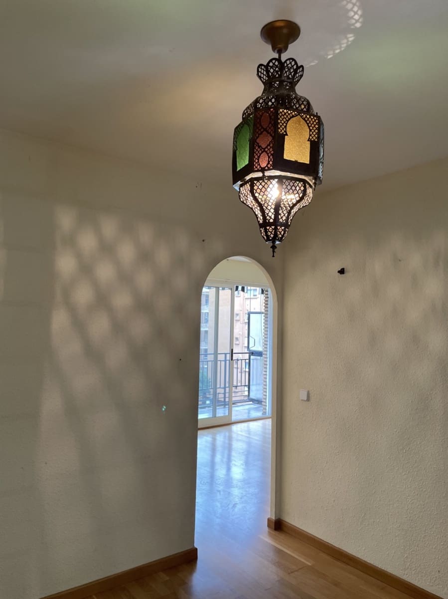 3 slaapkamer Flat te koop in Valencia stad - € 355.000 (Ref: 9976526)