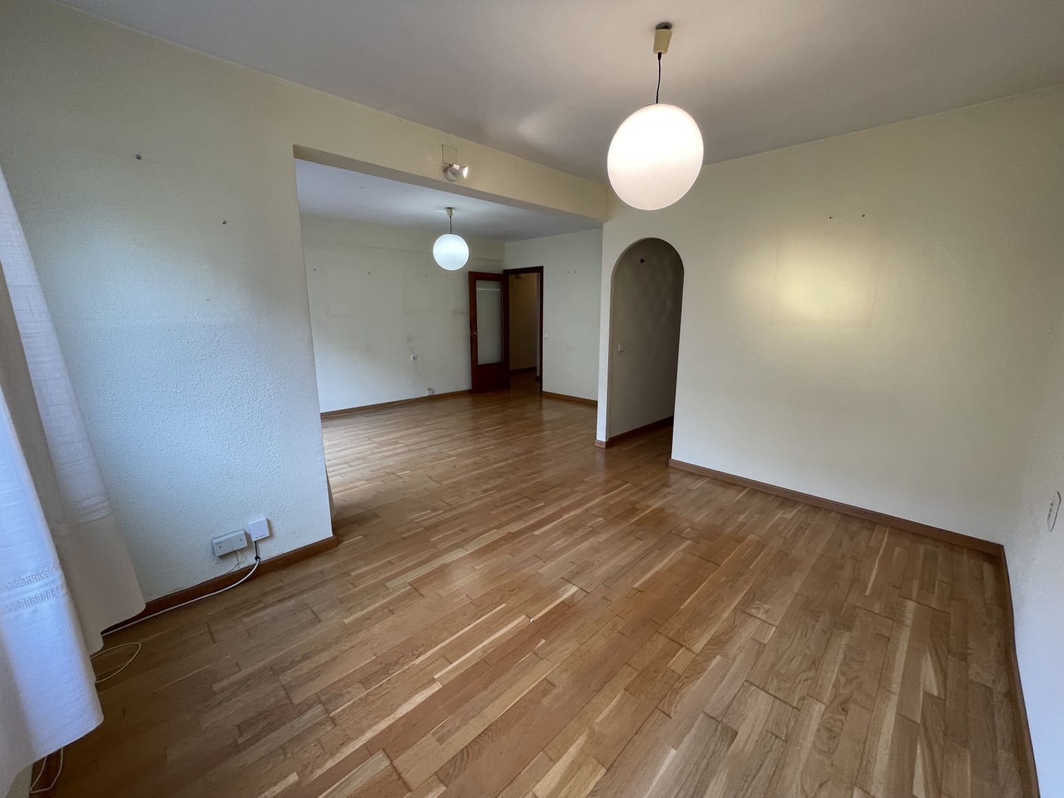 3 slaapkamer Flat te koop in Valencia stad - € 355.000 (Ref: 9976526)
