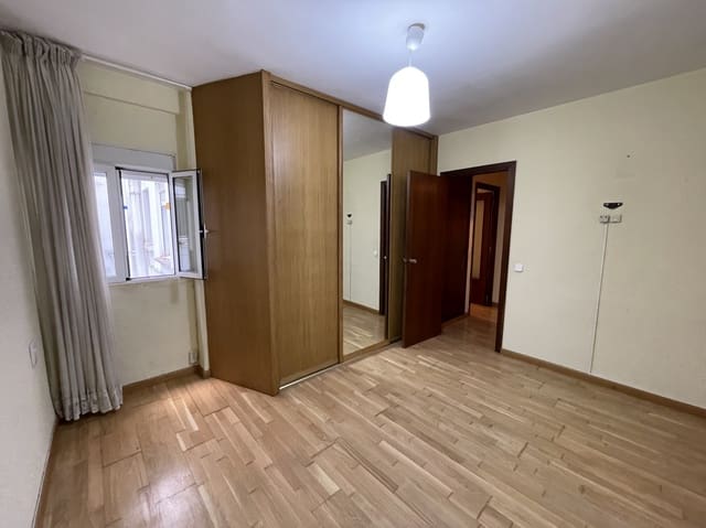 3 Zimmer Wohnung zu verkaufen in Trinitat, València Stadt - 365.000 € (Ref: 9976526)