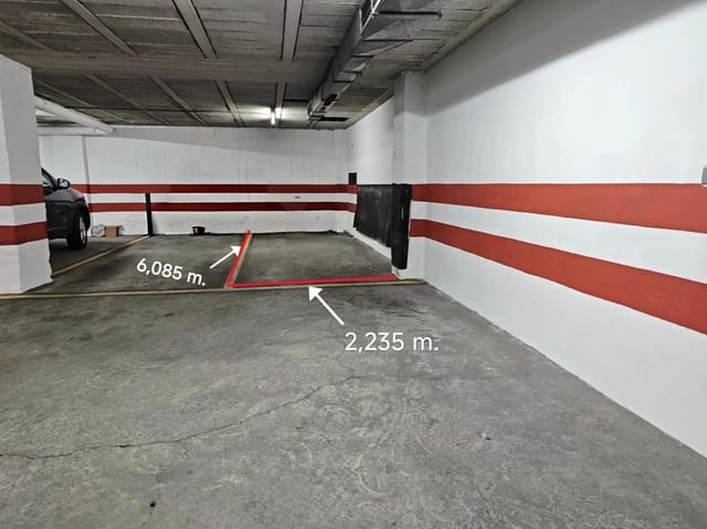 Garage til salg i Córdoba by - € 25.000 (Ref: 8968190)