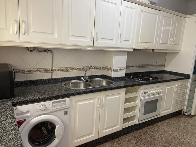 3 sypialnia Mieszkanie na sprzedaż w Miasto Kordoba - 135 000 € (Ref: 9129645)