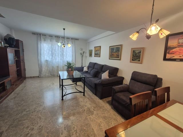 3 soveværelse Rækkehus til salg i Alcolea, Córdoba by med swimmingpool - € 210.000 (Ref: 9147001)