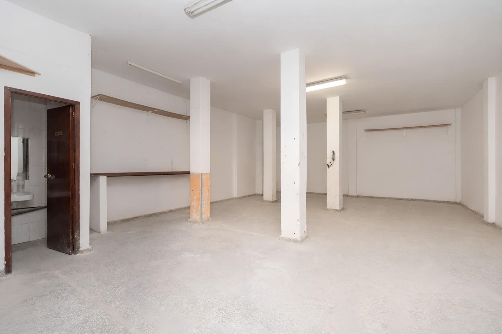 Commerciale in vendita in Motril - 75.000 € (Rif: 10003772)