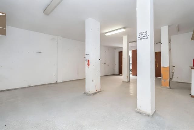 Kommersiell til salgs i Motril - € 75 000 (Ref: 10003772)