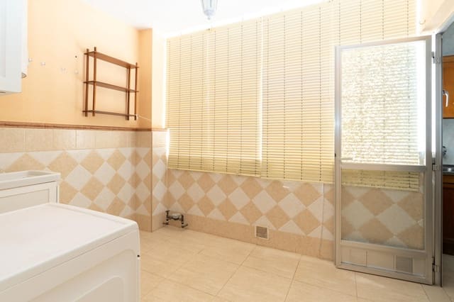 2 slaapkamer Flat te koop in Motril - € 135.000 (Ref: 10003773)