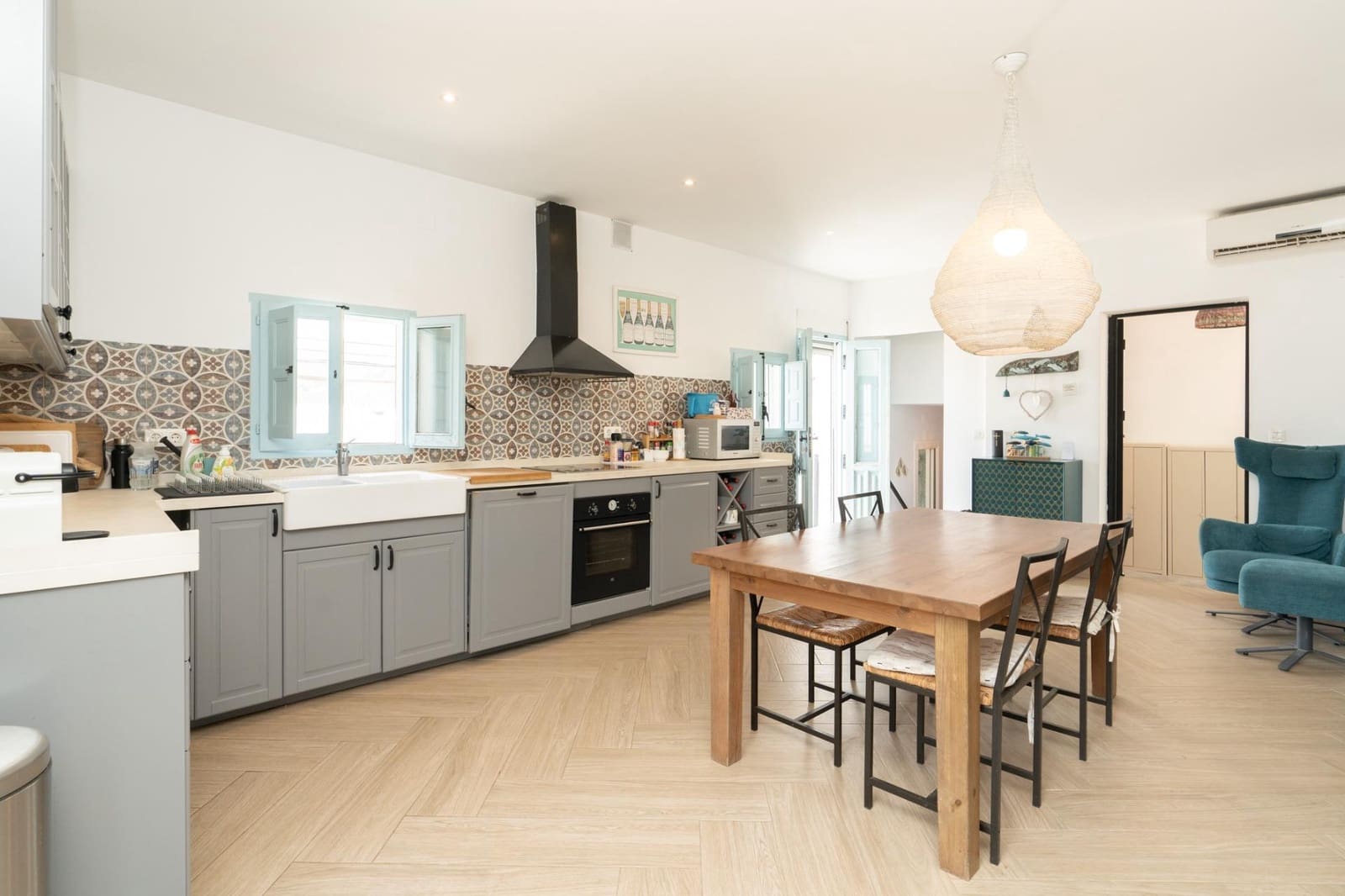 4 sypialnia Willa na sprzedaż w Velez de Benaudalla z basenem - 350 000 € (Ref: 9946154)