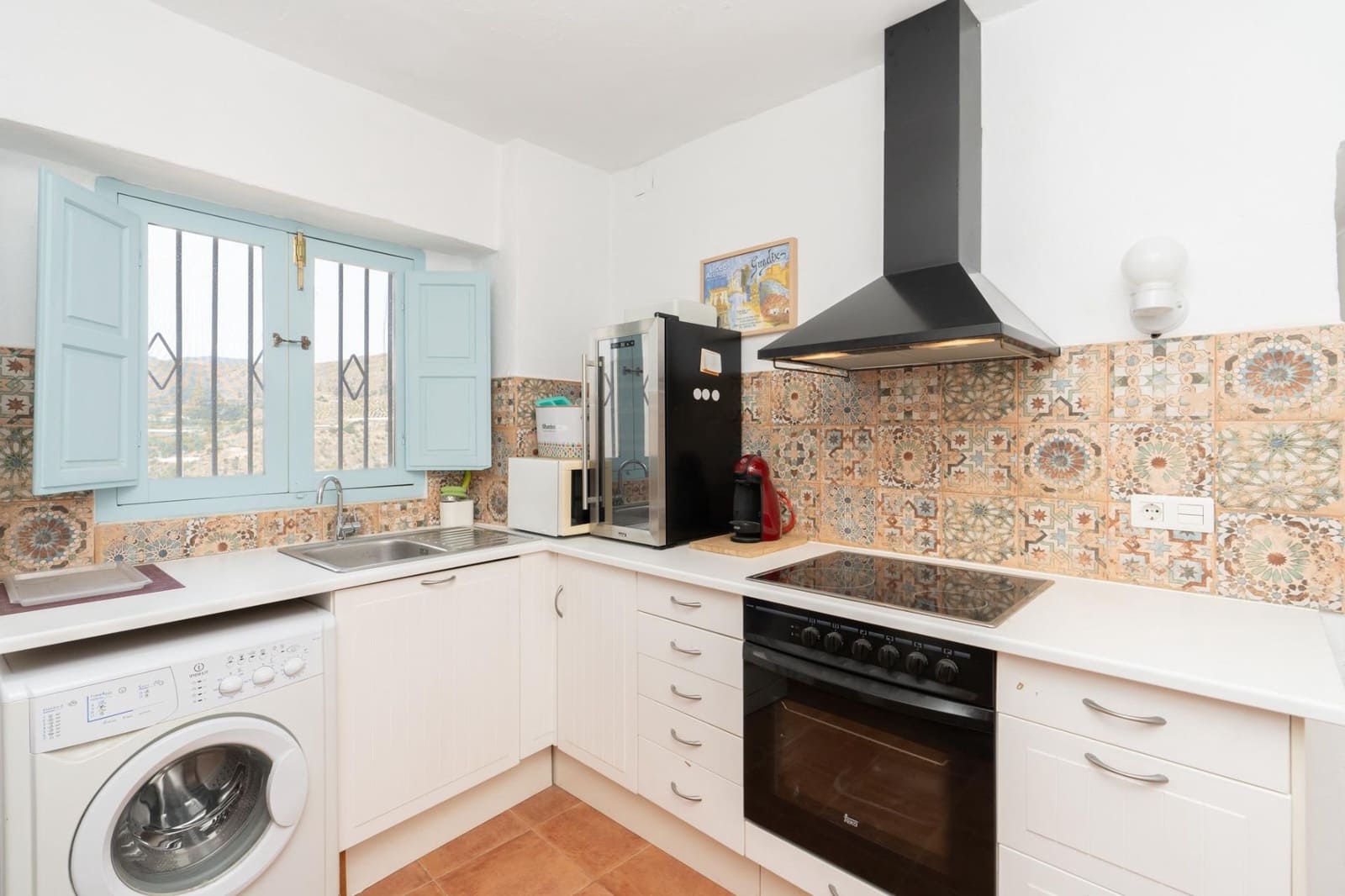 4 sypialnia Willa na sprzedaż w Velez de Benaudalla z basenem - 350 000 € (Ref: 9946154)