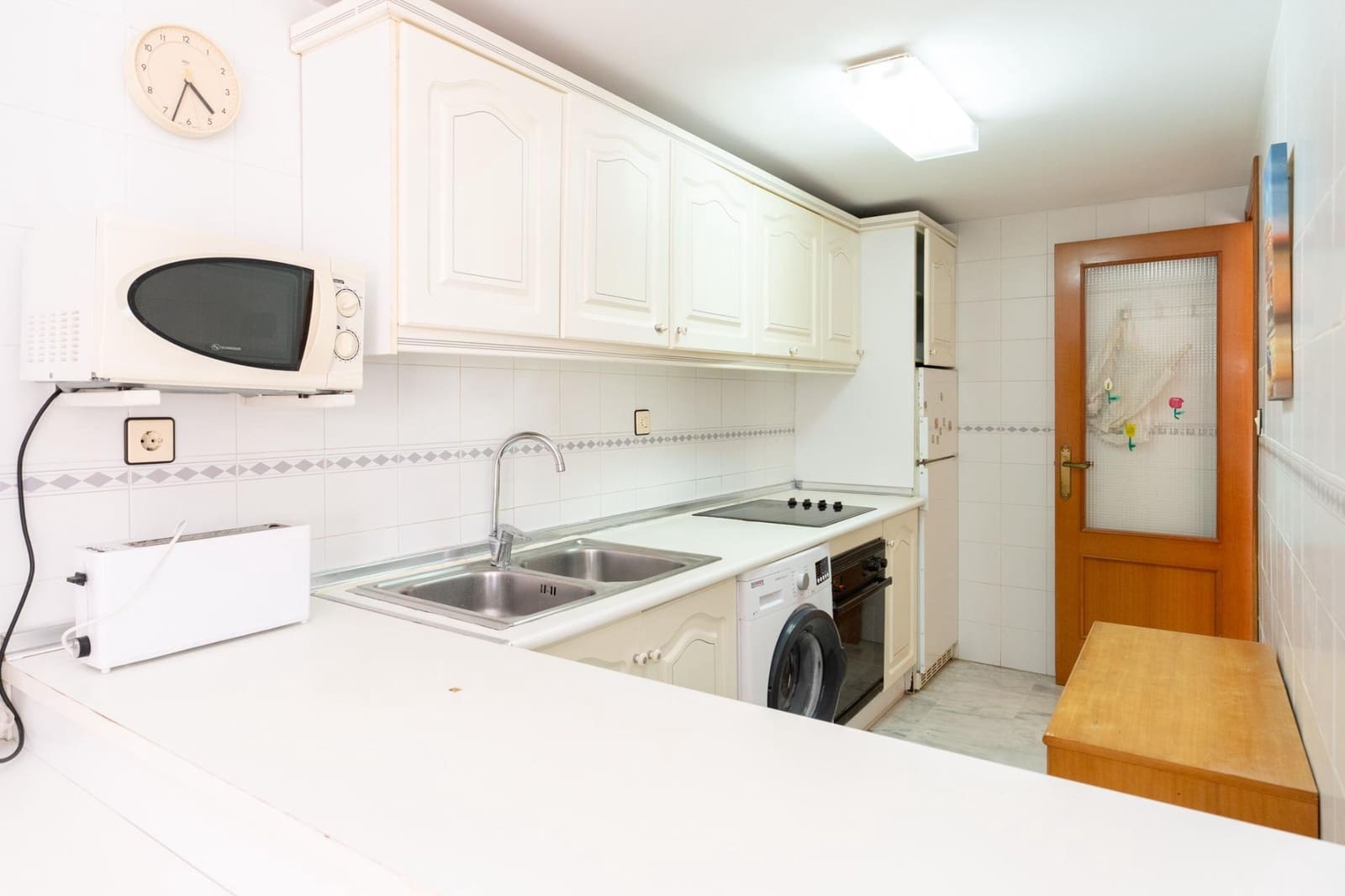 2 Zimmer Wohnung zu verkaufen in Salobrena mit Pool - 190.000 € (Ref: 9946158)