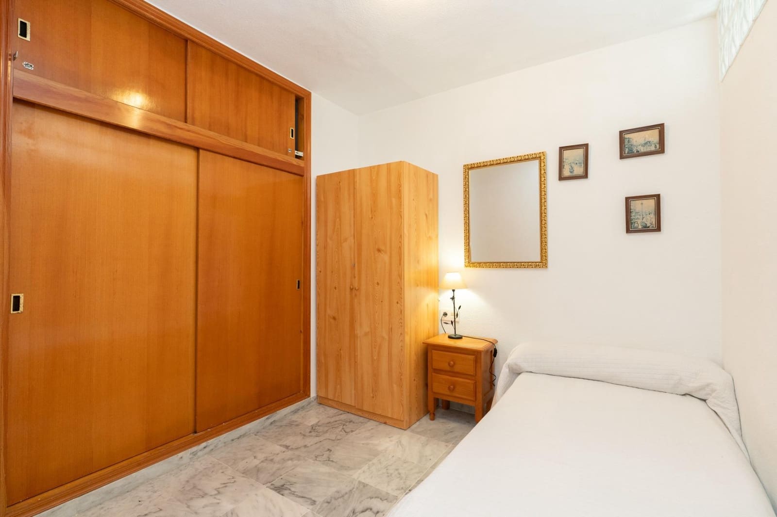 2 Zimmer Wohnung zu verkaufen in Salobrena mit Pool - 190.000 € (Ref: 9946158)