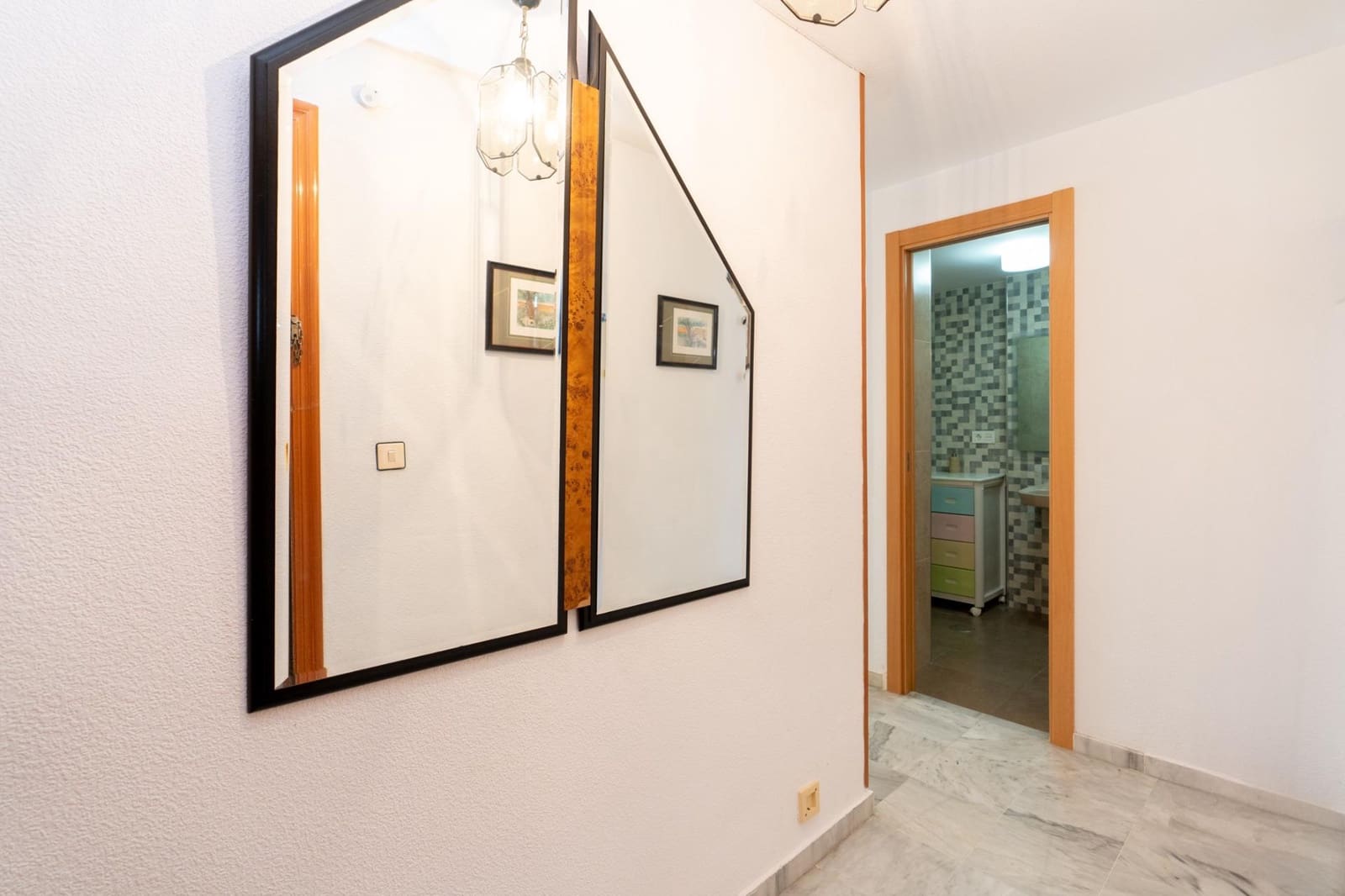 2 Zimmer Wohnung zu verkaufen in Salobrena mit Pool - 190.000 € (Ref: 9946158)